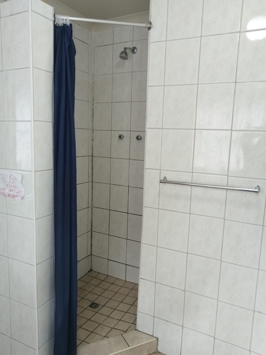 9 Bedroom Property for Sale in Brandwag Free State